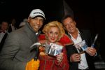 Amsterdam 2 december 2014
CD presentatie Gerard Joling in het conservatorium Hotel. Humberto Tan en Karin Bloemen reiken het eerste exemplaar uit.