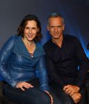 Hilversum, 11 December 2014
Perspresentatie AVROTROS Winterseizoen
Jaap Jongbloed met Anniko v Santen presenteren samen het programma AD Misdaadmeter