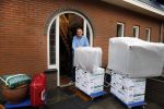 Radio Kootwijk 12 december 2014
Jan ten Hoop en zijn partner verhuizen naar hun nieuwe huis .