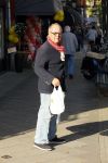 Amsterdam 1 november 2014
Joop Braakhekke doet boodschappen op de cornelis schuytstraat.