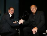 Amsterdam 17 december 2014
Joop v d Ende en Albert Verlinde maken bekend op persconferentie in gebouw van Stage holding dat ze samen gaan werken.