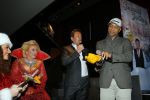 Amsterdam 2 december 2014
CD presentatie Gerard Joling in het conservatorium Hotel. Humberto Tan en Karin Bloemen reiken het eerste exemplaar uit.