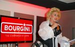 Vaassen 9 november 2014
Presentatie nieuwe produktlijn Aad Ouborg Bourgini genaamd. De presentatie is in restaurant de Leest van Jacob Jan Boerma. Karin Bloemen