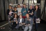 Ridderkerk 10 november 2014
Presentatie Helden met oa Klaasjan Huntelaar met vrouw en kinderen bij v d Valk. Frits en Barbara Barend en Gertjan Verbeek met Rinus Israel Daphne Koster en Alfred Schreuder met vrouw