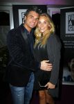 Blaricum 23 november 2014
Free a girl avond in Blaricum. Leontine Mourits met vriend