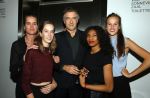 Amsterdam 1 december 2014
Premiere Gooische vrouwen 2 in het nieuwe de la mar met in de hoofdrollen Linda de Mol Lies Visschedijk Tjitske Reijdinga en Susan Visser. Leopold Witte met vrouw en kinderen