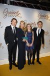 Amsterdam 1 december 2014
Premiere Gooische vrouwen 2 in het nieuwe de la mar met in de hoofdrollen Linda de Mol Lies Visschedijk Tjitske Reijdinga en Susan Visser. Linda met Jeroen Rietbergen en kinderen Noah en Julian