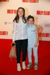 Scheveningen 30 november 2014
Premiere Billy Elliot in het circustheater. Jeroen en Herma Krabbe met kleindochters Jasmijn en Michelle