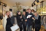 Amsterdam 20 november 2014
Opening winkel 10 days in de cornelis schuytstraat. Anouk Smulders opent de winkel en de oprichters van 10 days Barbara Hilbrink en Myon Veenendaal zij natuurlijk aanwezig. Ook Suus Zeelenberg neemt het woord