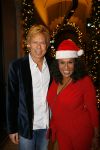 Amsterdam 2 december 2014
CD presentatie Gerard Joling in het conservatorium Hotel. Humberto Tan en Karin Bloemen reiken het eerste exemplaar uit. Patty Brard met man Antoine v d Vijver