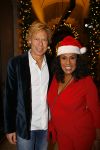 Amsterdam 2 december 2014
CD presentatie Gerard Joling in het conservatorium Hotel. Humberto Tan en Karin Bloemen reiken het eerste exemplaar uit. Patty Brard met man Antoine v d Vijver
