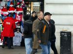 Londen 14 december 2014
Paul de Leeuw en zijn partner Stefan Nugter shoppen in Londen.