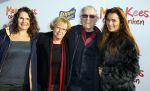 Amsterdam 22 november 2014
Premiere Mees Kees in carre met in de hoofdrollen Willem Voogd Sanne Wallis de Vries  Felix Osinga, en Brent Thomassen. Quinty Trustful met zus vader en familie