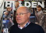 Ridderkerk 10 november 2014
Presentatie Helden met oa Klaasjan Huntelaar met vrouw en kinderen bij v d Valk. Rinus Israel