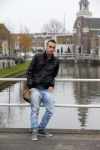 Weesp 4 december 2014
Robbie Hasselt wordt geinterviewd door Edwin Bredius. Robbie heeft dates gehad met Onno Hoes en deze gefilmd.