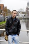 Weesp 4 december 2014
Robbie Hasselt wordt geinterviewd door Edwin Bredius. Robbie heeft dates gehad met Onno Hoes en deze gefilmd.