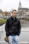 Weesp 4 december 2014
Robbie Hasselt wordt geinterviewd door Edwin Bredius. Robbie heeft dates gehad met Onno Hoes en deze gefilmd.