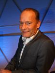 Hilversum, 11 December 2014
Perspresentatie AVROTROS Winterseizoen
Ron Boszhard