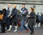 Amsterdam 10 december 2014
Ruben Nicolai met een kennis bij het paleis op de dam.