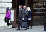 Londen 14 december 2014
Sam Worthington met zijn zwangere vriendin Lara Bingle in Londen