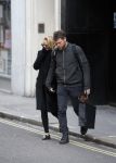 Londen 14 december 2014
Sam Worthington met zijn zwangere vriendin Lara Bingle in Londen
