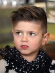 Ridderkerk 10 november 2014
Presentatie Helden met oa Klaasjan Huntelaar met vrouw en kinderen bij v d Valk. Seb Huntelaar