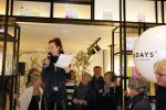 Amsterdam 20 november 2014
Opening winkel 10 days in de cornelis schuytstraat. Anouk Smulders opent de winkel en de oprichters van 10 days Barbara Hilbrink en Myon Veenendaal zij natuurlijk aanwezig. Ook Suus Zeelenberg neemt het woord