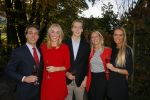 Vaassen 9 november 2014
Presentatie nieuwe produktlijn Aad Ouborg Bourgini genaamd. De presentatie is in restaurant de Leest van Jacob Jan Boerma. Tim Florentine Nikki Lotte en Jaap Ouborg en Aad en Dorien