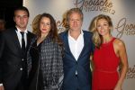 Amsterdam 1 december 2014
Premiere Gooische vrouwen 2 in het nieuwe de la mar met in de hoofdrollen Linda de Mol Lies Visschedijk Tjitske Reijdinga en Susan Visser. Wendy v Dijk met man Erland Galjaard en zijn dochter