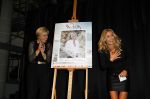 Amsterdam 11 december 2014
Presentatie van het nieuwe tijdschrift en platform van Wendy v Dijk.
Prinses Laurentien onthult het eerste exemplaar.