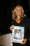 Amsterdam 11 december 2014
Presentatie van het nieuwe tijdschrift en platform van Wendy v Dijk.
Prinses Laurentien onthult het eerste exemplaar.