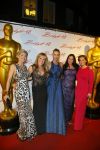Amsterdam 15 november 2014
Bridget Maasland viert met haar familie en vrienden haar 40e verjaardag en het thema is The Oscars. Xenia Kasper Monique Mathijssen en andere vriendinnen