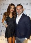 Blaricum 23 november 2014
Free a girl avond in Blaricum. Yolanthe Sneijder Cabau en Wesley Sneijder