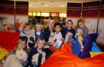 Amsterdam 9 december 2014
Yvon Jaspers gaat voorlezen bij Mc Donalds ivm start van een aktie voor het Ronald Mc Donald huis.