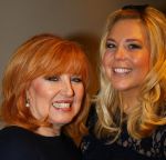 Den Haag, 15 December 2014
Societylunch georganiseerd door Tony Tetro
Yvonne Keeley met dochter Roxy