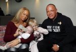 Den Haag, 23 November 2015
Barbie Samantha v d Plas met haar man Michael v d Plas en hun twee kinderen