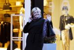 Amsterdam 25 november 2015 
Caroline Tensen doet boodschappen op de pc hooftstraat