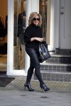 Amsterdam 13 november 2015 
Connie Breukhoven bellend op straat.