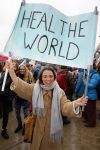 Amsterdam 29 november 2015
 Demonstratie voor behoud van de aarde op het museumplein. Dolf Jansen praat het geheel aan elkaar. Froukje Jansen