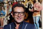 Halfweg 19 november 2015
presentatie SBS6 in sugar city. 
Gerard Joling