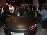 Tilburg, 14 November 2015
Presentatie Humberto Tan bij Van Mossel voor de nieuwe Audi R8