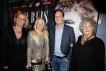 Haarlem 29 november 2015
Premiere Willem Ruis in de schouwburg van Haarlem.
Eva Ruis, Ineke Mulder (ex Willem Ruis), Suus Ruisen Nicolas Ruis