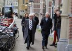 Amsterdam 23 november 2015 
Irene v d Laar stapt uit taxi.5 jaar nieuwe de la mar en 15 jaar de joop en Janine v d Ende foundation. Jacques d Ancona