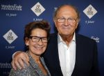Amsterdam 23 november 2015 
Irene v d Laar stapt uit taxi.5 jaar nieuwe de la mar en 15 jaar de joop en Janine v d Ende foundation.