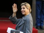 Amsterdam 25 november 2015 
Koninmg Willem Alexander en Koningin Maxima  arriveren bij het paleis op de dam in hun auto (audi A8)