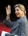 Amsterdam 25 november 2015 
Koninmg Willem Alexander en Koningin Maxima  arriveren bij het paleis op de dam in hun auto (audi A8)