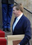 Amsterdam 25 november 2015 
Koninmg Willem Alexander en Koningin Maxima  arriveren bij het paleis op de dam in hun auto (audi A8)