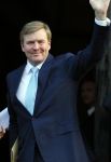 Amsterdam 25 november 2015 
Koninmg Willem Alexander en Koningin Maxima  arriveren bij het paleis op de dam in hun auto (audi A8)