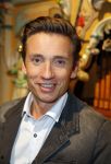 Halfweg 19 november 2015
presentatie SBS6 in sugar city.
Koos v Plateringen