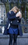 Amsterdam 25 november 2015
Lieke v Lexmond met zoontje Vic aan de wandel.